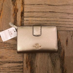 new coach wallet